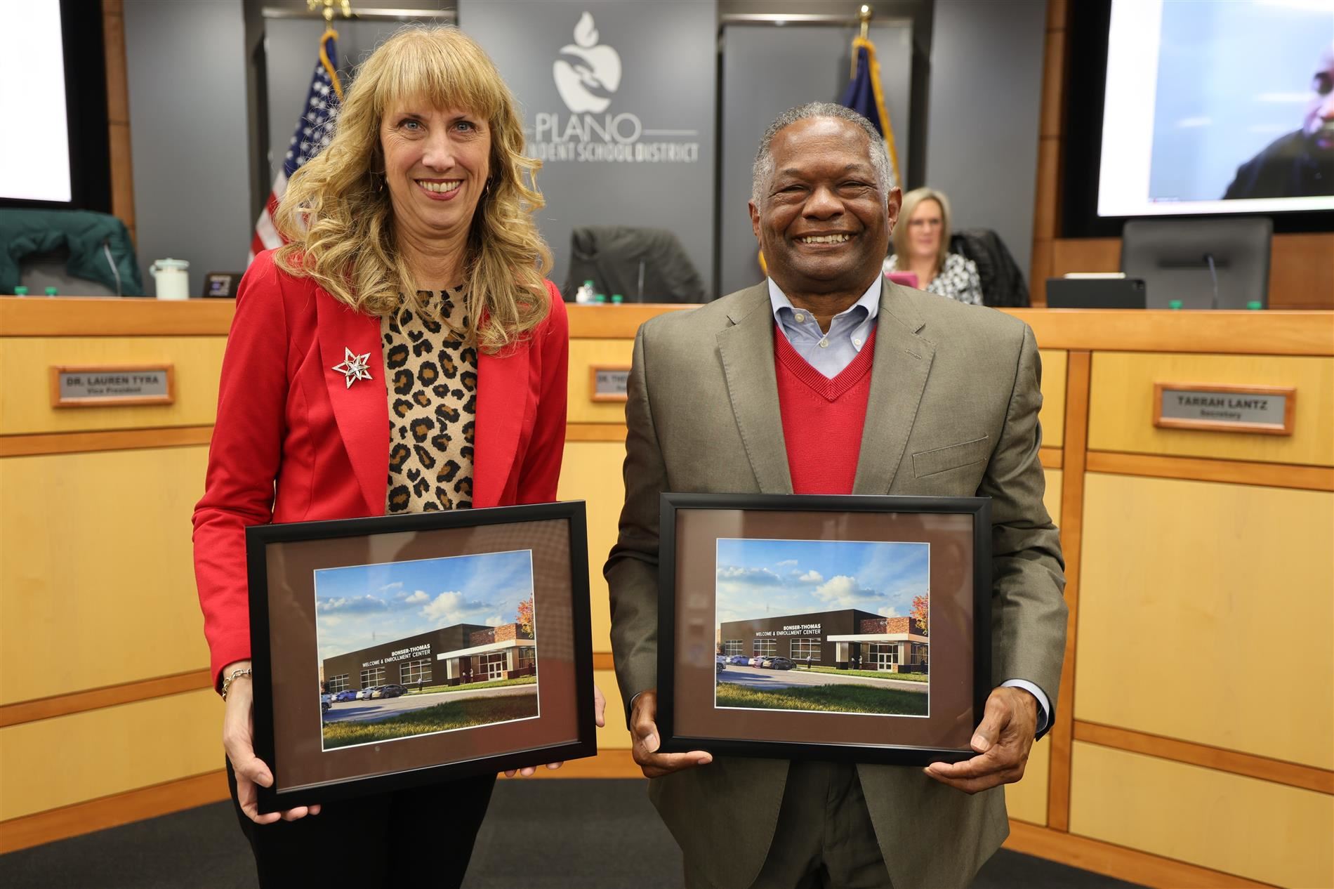 Image of retired Plano ISD Superintendent Sara Bonser and Community Services Coordinator James Thomas.