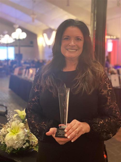 Carmen McElwain, recipient of the Distinguished High School Performing Arts Educator Award
