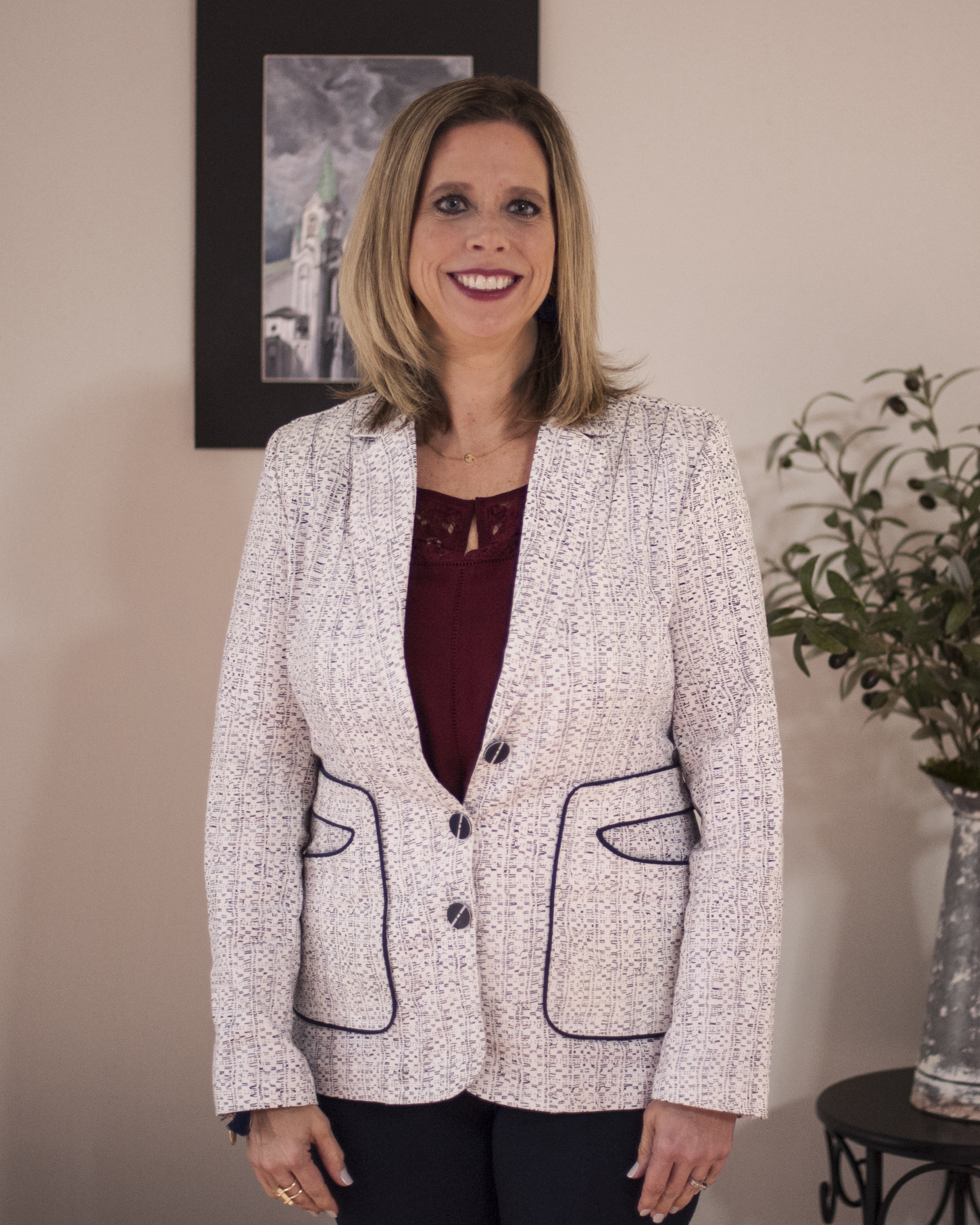 Dr. Denise Lohmiller 