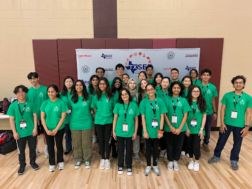 Senior Division participants, 12 students in front row, 12 in the back
