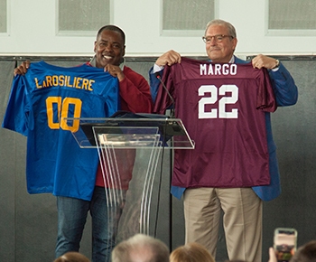 Plano Mayor and El Paso Mayor exchange jerseys