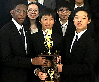  group of Jasper students with sweepstakes 2nd place trophy