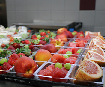  School cafeteria food selections