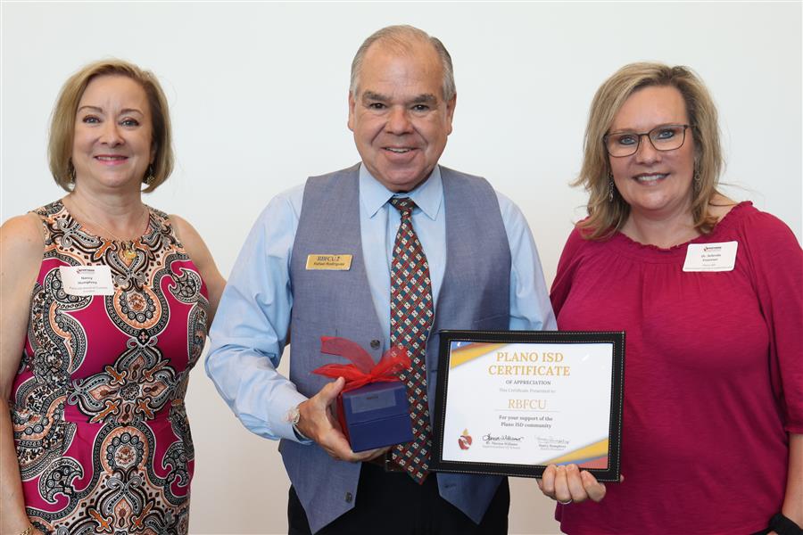 RBFCU rep holding certificate & gift box